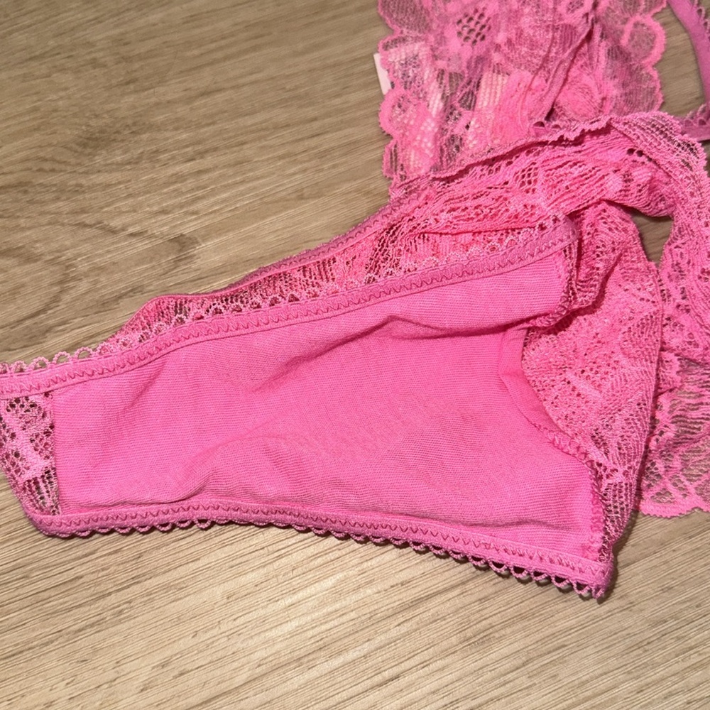 Victoria's Secret Pink Lace Thong - Picture 3 of 5